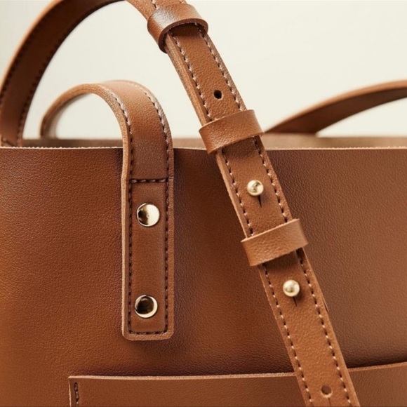 Henny + Lev Vegan Leather 2-In-1 Everyday Tote Bag - Picture 3 of 10